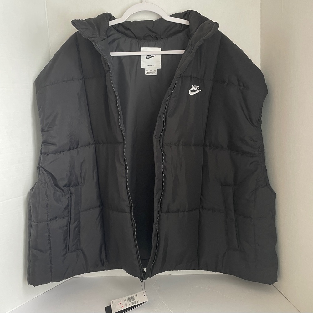 NWT Womens XXL Black Oversized Sportswear Classic Therma-FIT Vest - Picture 5 of 9